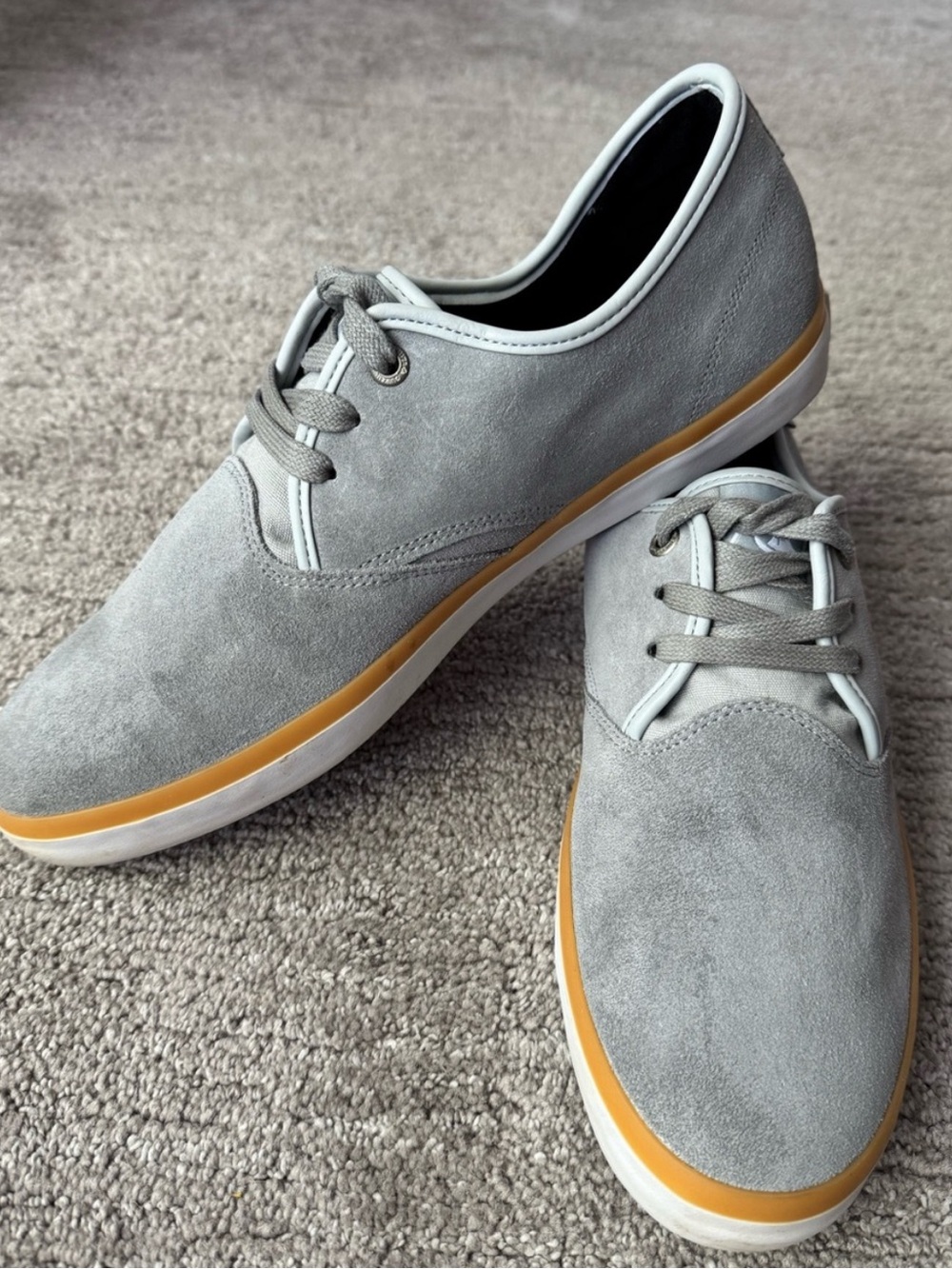 Quiksilver Men's Grey Suede Low Top Sneakers Size 10 - Picture 4 of 8